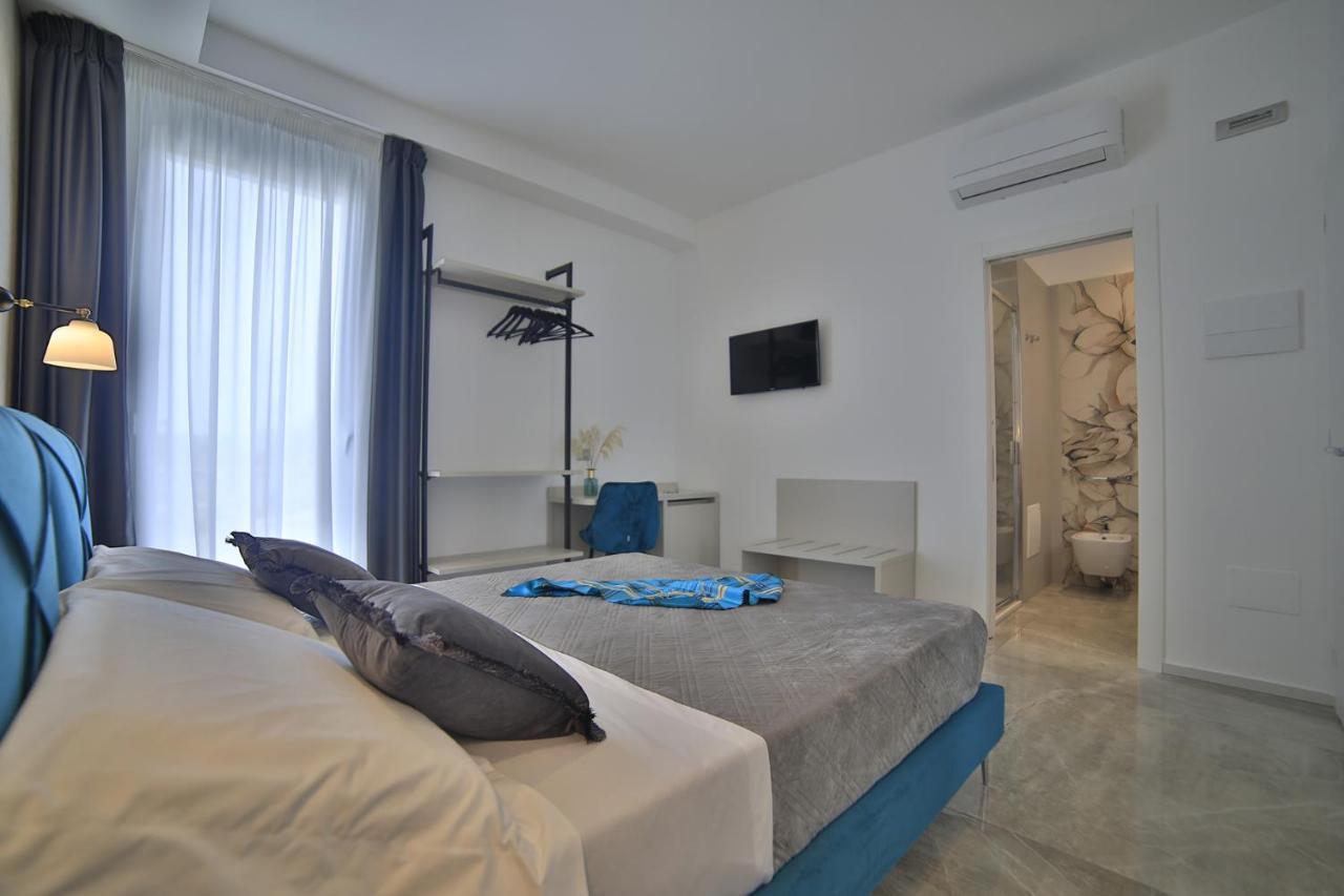 Calaluna Guest house